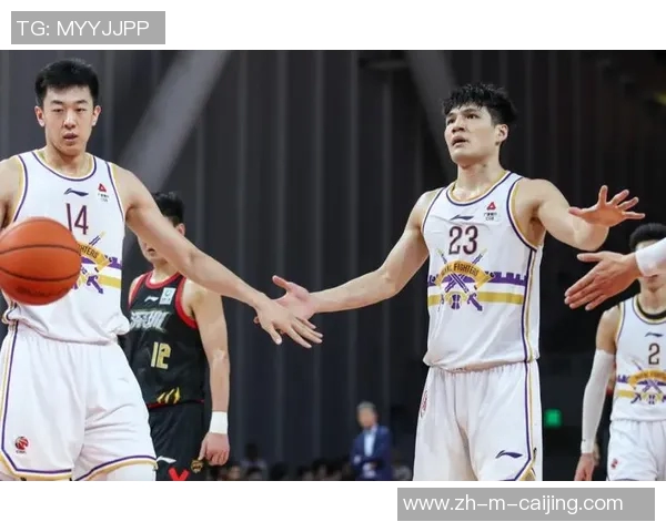 CBA最新动态德甲得分王加盟浙江陈国豪续约北控外援遭清洗